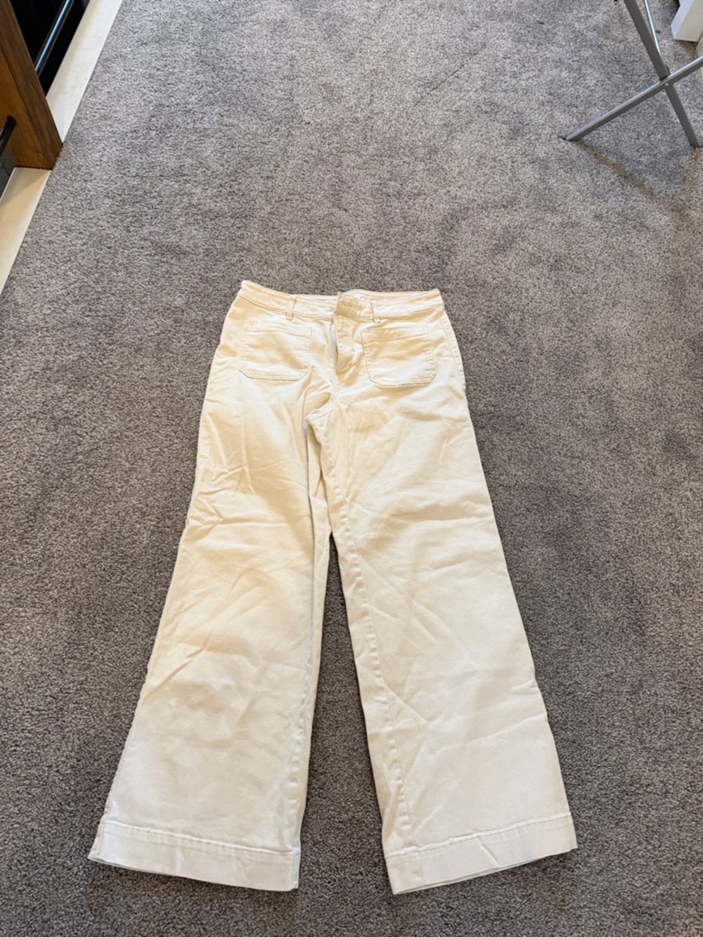 Women’s Cream Wide-Leg Jeans